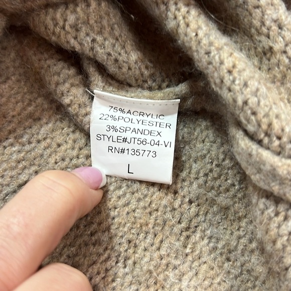 Vici oversized turtleneck sweater - Picture 5 of 7